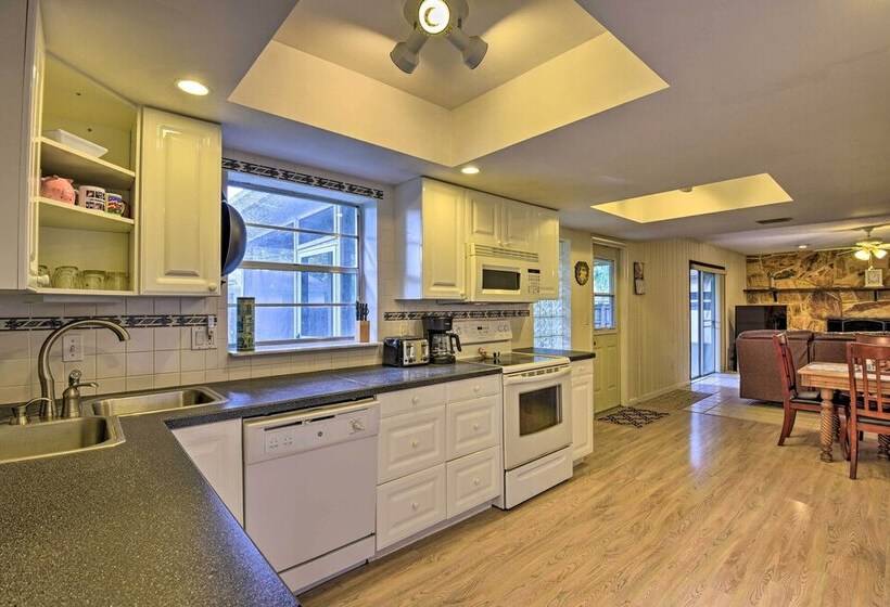 Daytona Area Home ~ 3 Mi To Beach: Swim & Explore!