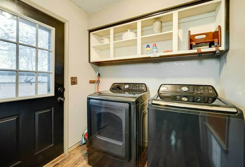 Deer Camp Run  Escape W/ Hot Tub & Game Room