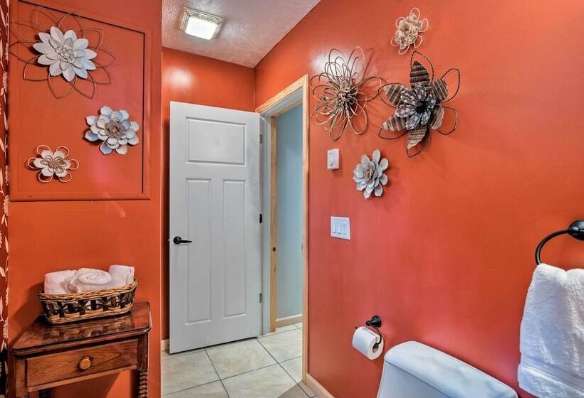 Dog Friendly Home Near Crystal Mtn & Outdoor Rec!