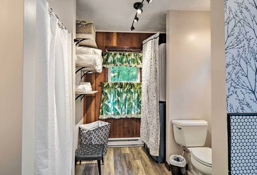 Dog Friendly Home Near Crystal Mtn & Outdoor Rec!