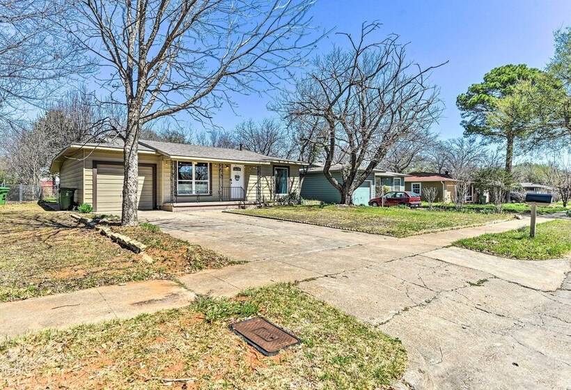 1 Mi To At&t Stadium: Downtown Arlington Home