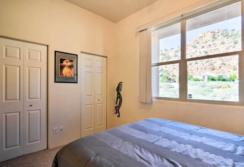 Dreamcatcher Cliffs Home  Near Dtwn Kanab!