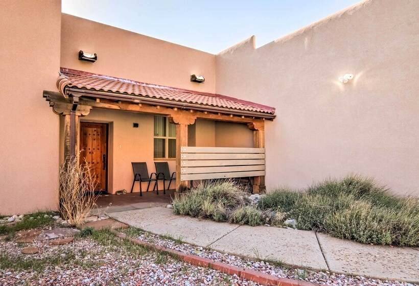 Dreamcatcher Cliffs Home  Near Dtwn Kanab!