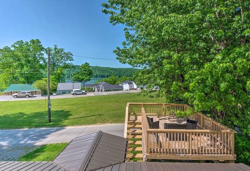 Lake Cumberland Eclectic Retreat: Fire Pit + Views