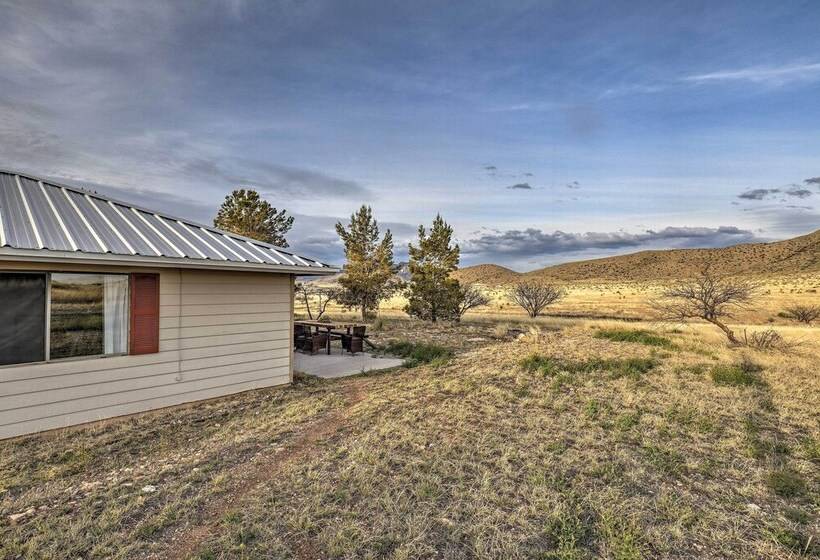 Elgin Home W/ Mountain Views ~ 3 Miles To Wineries