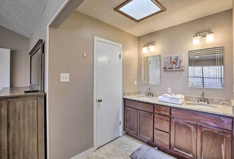 Family Friendly El Paso Abode W/ Large Yard!