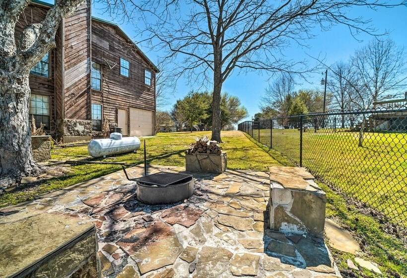 Family Home W/ Boat Dock, Fire Pit + Balcony