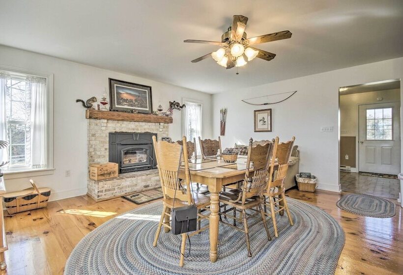 Farmhouse On River, 12 Miles To Liberty Mountain