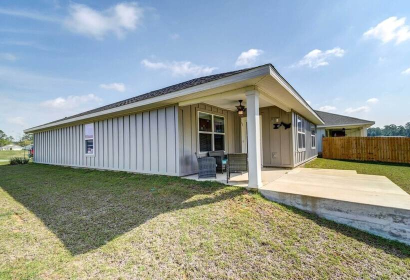 Foley Vacation Rental: 7 Mi To Gulf Shores Beaches