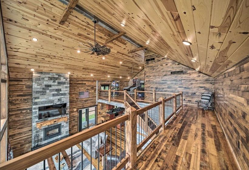 Galena Cabin W/ Wraparound Porch & Game Room!