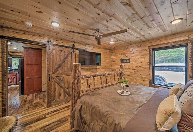 Galena Cabin W/ Wraparound Porch & Game Room!