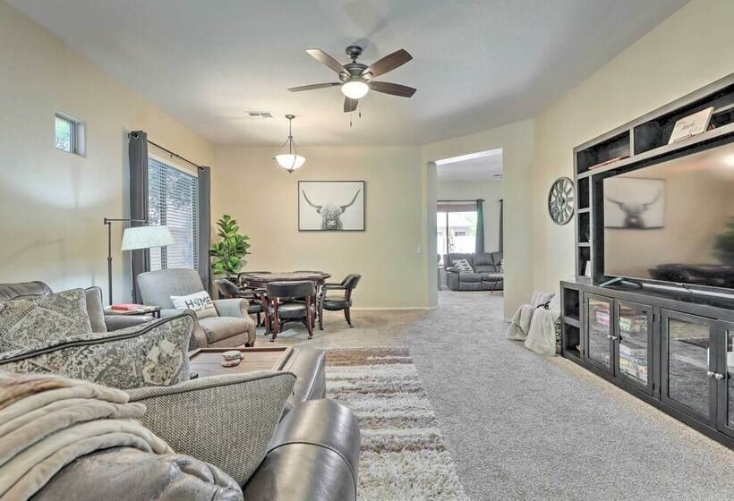 Goodyear Retreat W/ Pool ~ 30 Mi To Phoenix!