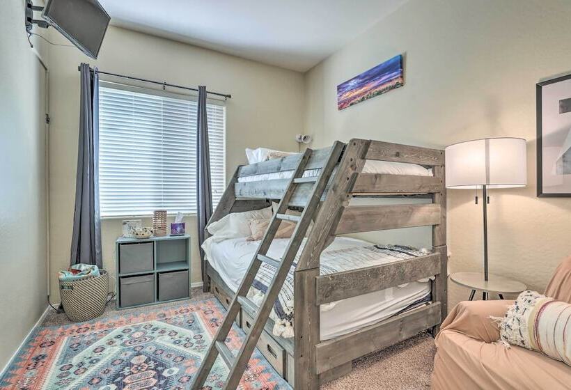 Goodyear Retreat W/ Pool ~ 30 Mi To Phoenix!