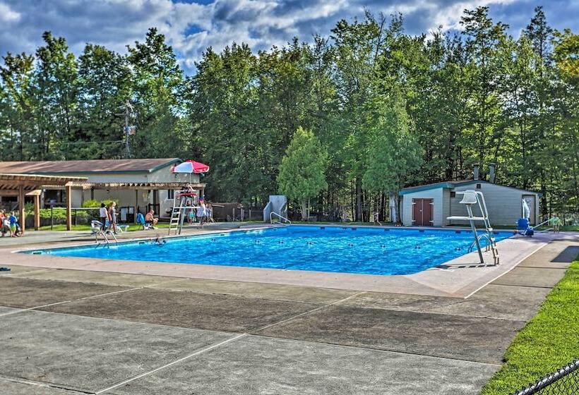 Airy Lake Ariel Home W/ Private Dock + Kayaks!