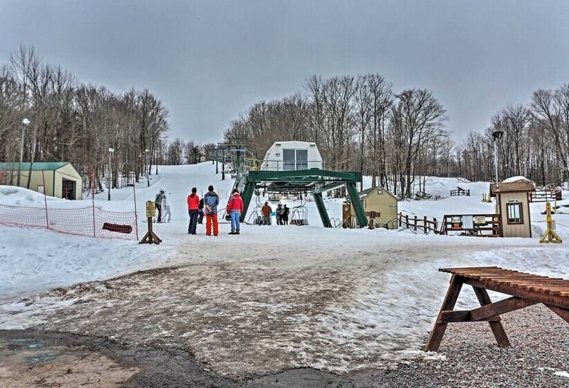 Airy Lake Ariel Home W/ Private Dock + Kayaks!