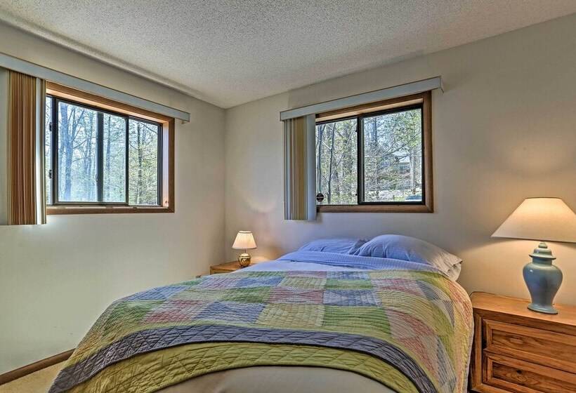 Airy Lake Ariel Home W/ Private Dock + Kayaks!