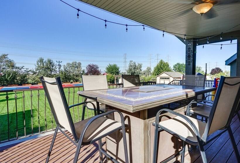 Great Salt Lake House: 5,000 Sq Ft, Mtn Views!