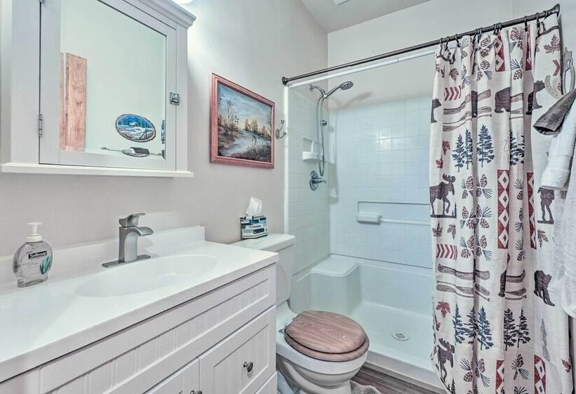 Bring A Pet: Happy Jack Cabin W/ Fire Pit!