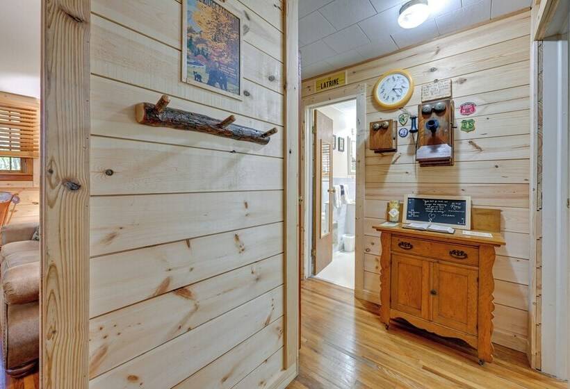 Heavenly Bearadise Cabin In Cashiers, Nc!