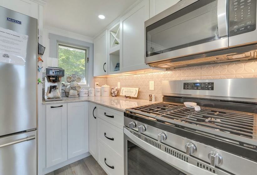 Higgins Lake House & Bunkhouse With Private Dock!