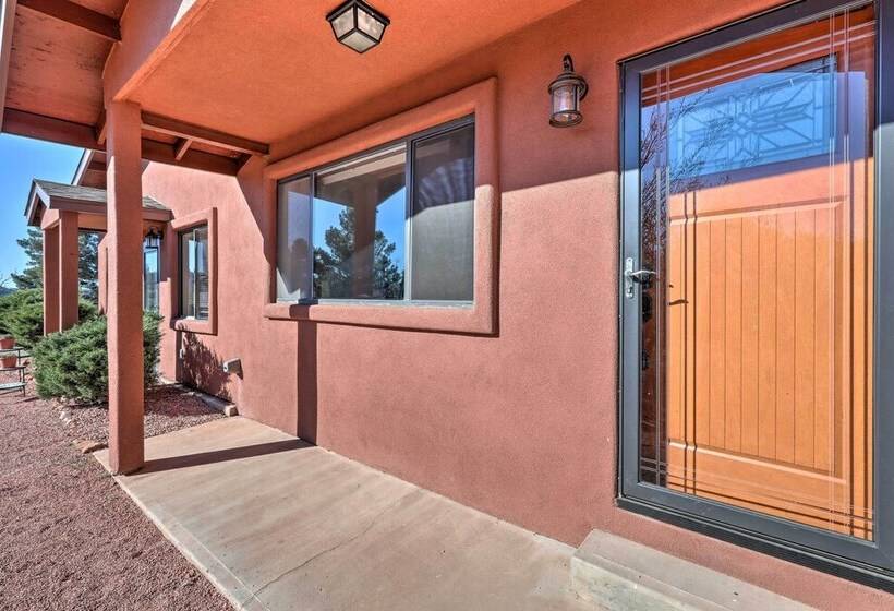 Sedona Retreat W/ Fire Pit, Near Hiking Trails