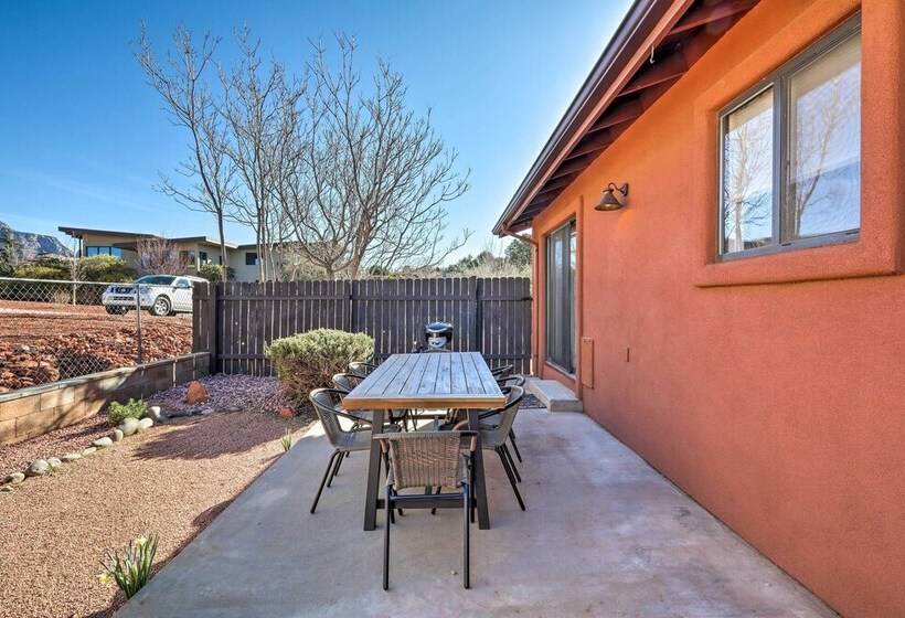 Sedona Retreat W/ Fire Pit, Near Hiking Trails