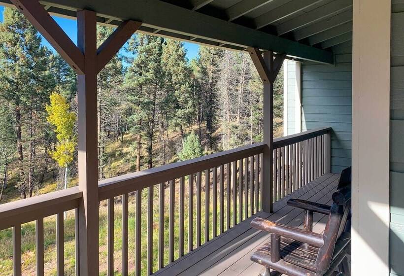 Hilltop Haven In Florissant: Deck + Mountain View!