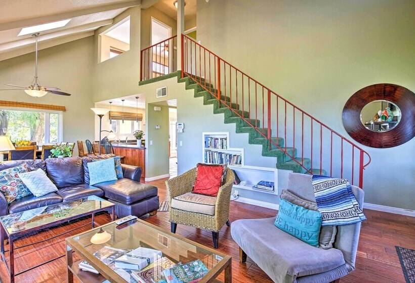 Hilltop Home In Wine Country W/ Hot Tub & Views!