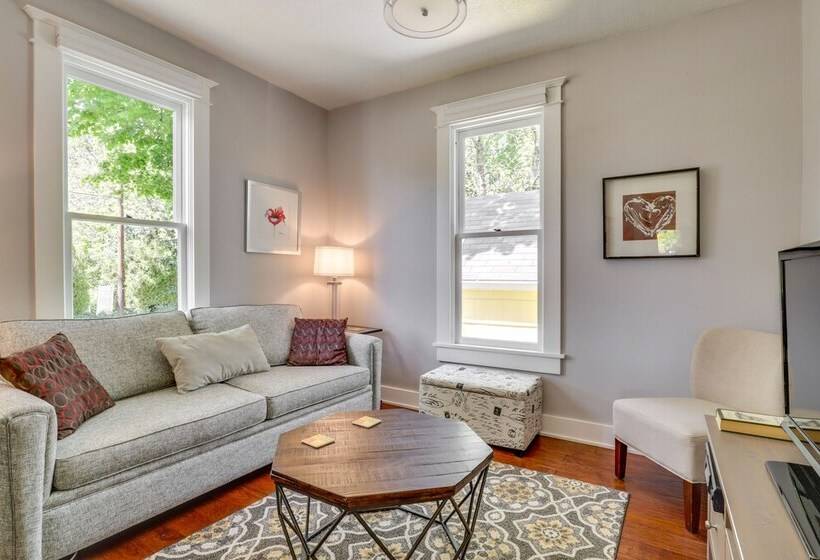 Historic Home Near Downtown Salem: Walk To Capitol