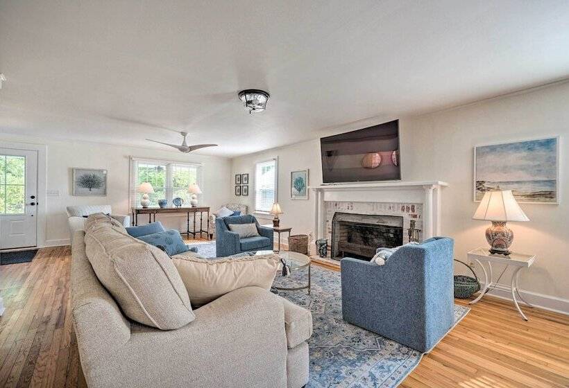 Historic Family Home < 1 Mi To Long Beach!