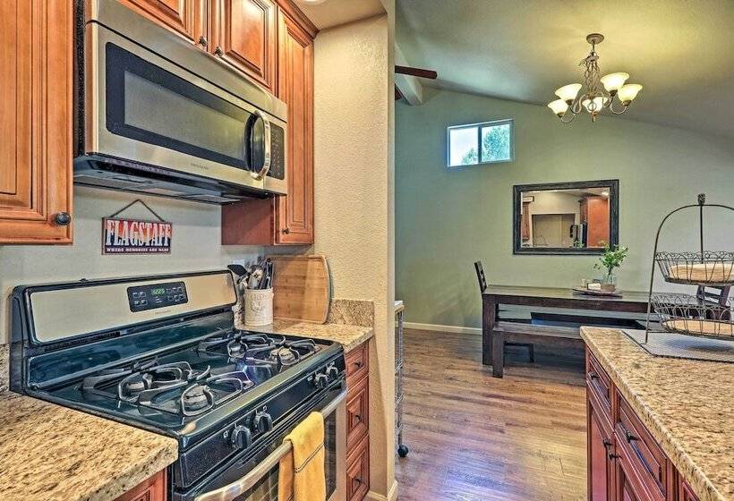 Flagstaff Home W/ Mountain View   Near Snowbowl!