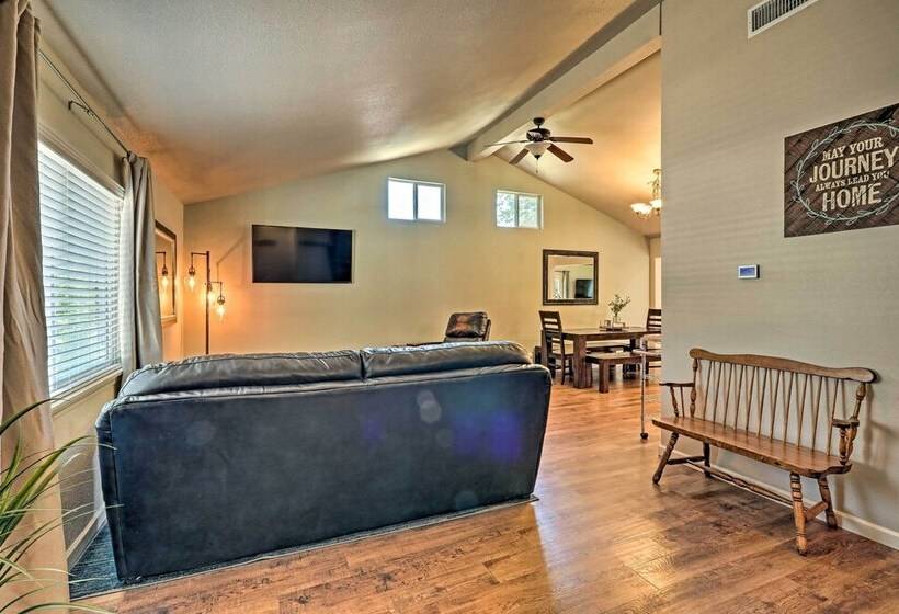 Flagstaff Home W/ Mountain View   Near Snowbowl!