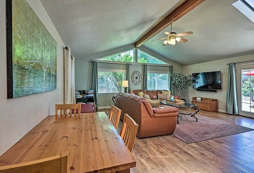 Flagstaff Home W/ Mountain View   Near Snowbowl!