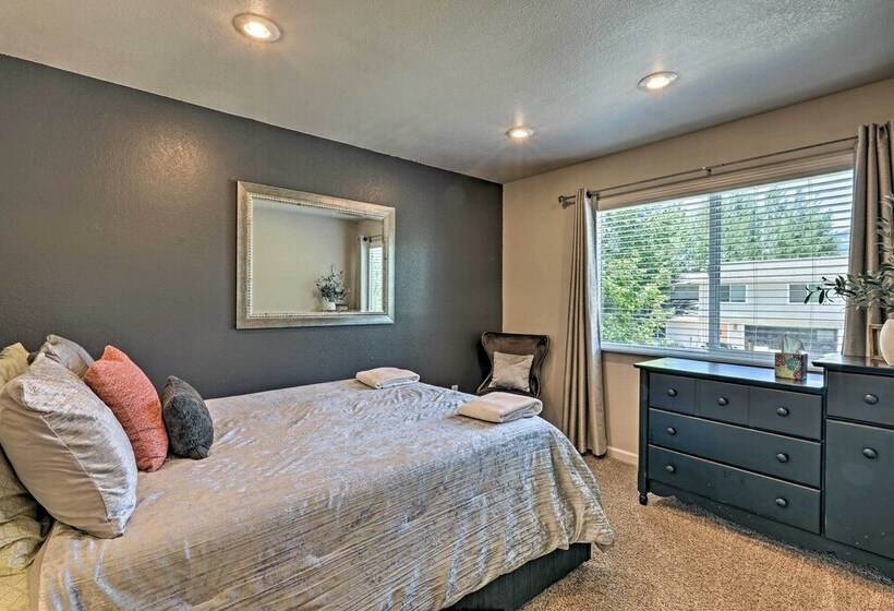 Flagstaff Home W/ Mountain View   Near Snowbowl!