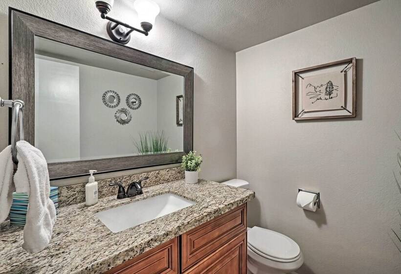 Flagstaff Home W/ Mountain View   Near Snowbowl!