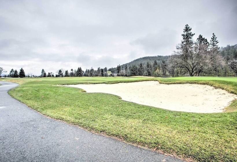 Home With Indoor Pool   1 Block To Liberty Lake!