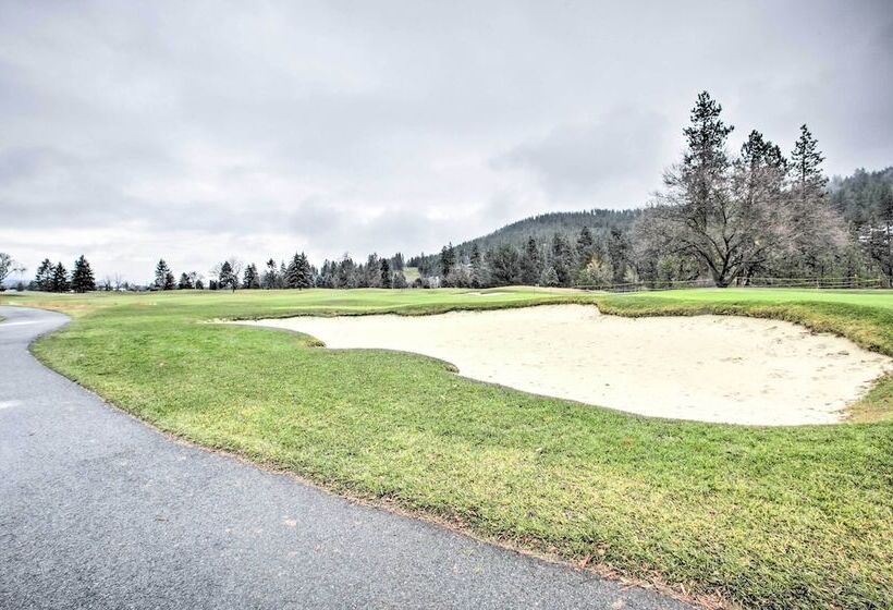 Home With Indoor Pool   1 Block To Liberty Lake!