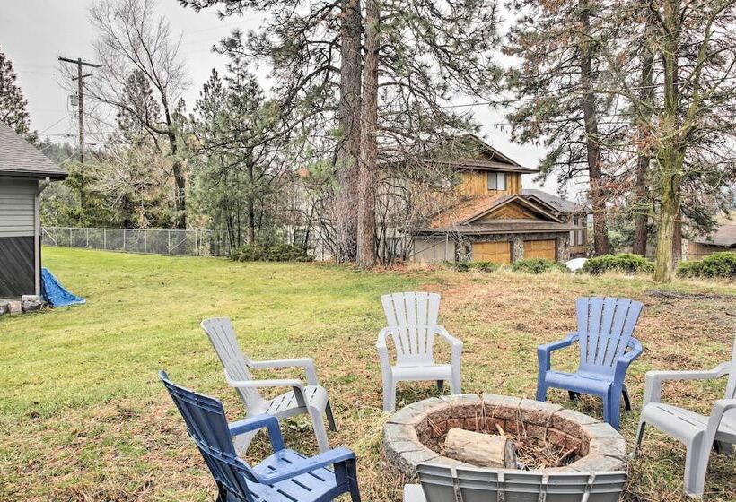 Home With Indoor Pool   1 Block To Liberty Lake!