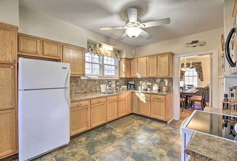 Homeplace W/ Yard 10 Mi To Jenny Wiley!