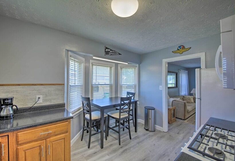 Indianapolis Area Home   Walk To The Speedway!