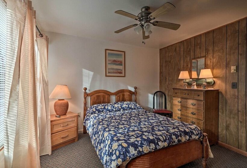 Lake Harmony Home W/ Community Beach Access