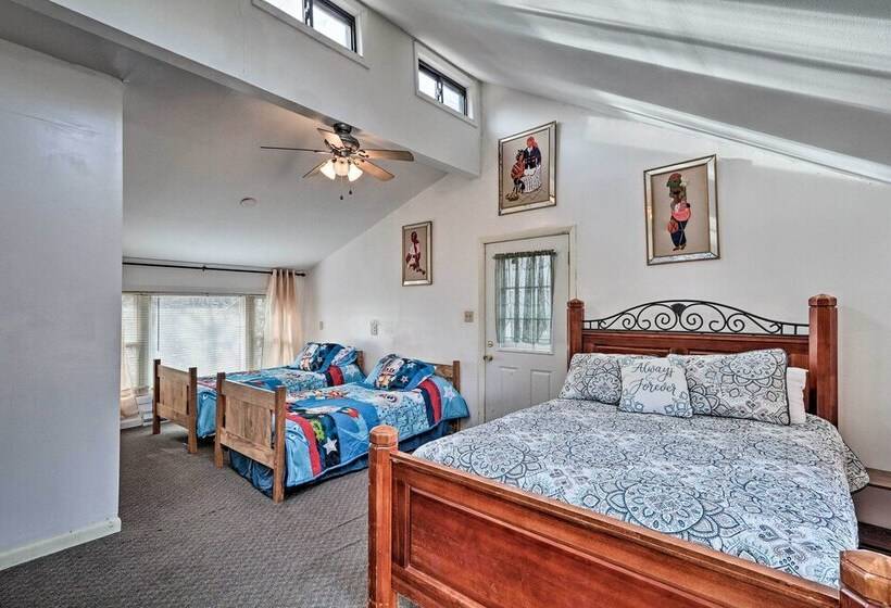 Lake Harmony Home W/ Community Beach Access