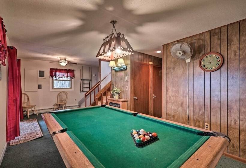 Lake Harmony Home W/ Community Beach Access