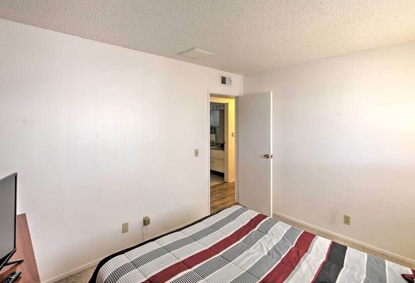 Lake Havasu Home: Heated Pool, 1 Mi To Lake & Town