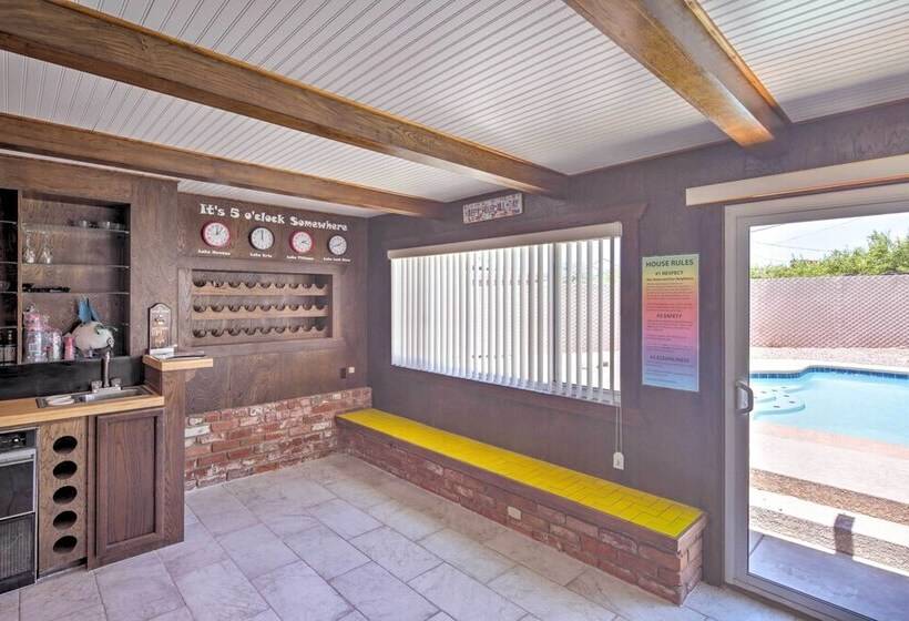 Lake Havasu Home: Heated Pool, 1 Mi To Lake & Town