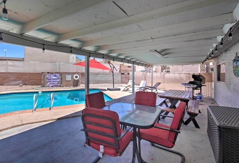 Lake Havasu Home: Heated Pool, 1 Mi To Lake & Town