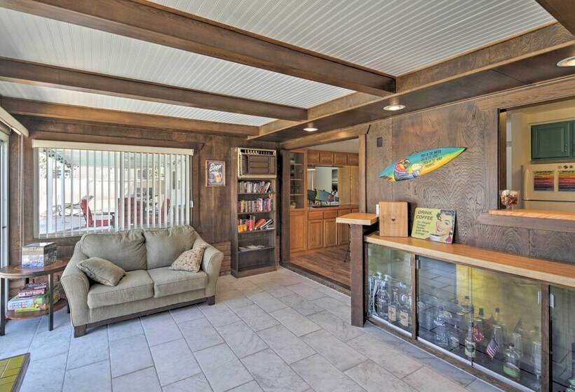 Lake Havasu Home: Heated Pool, 1 Mi To Lake & Town