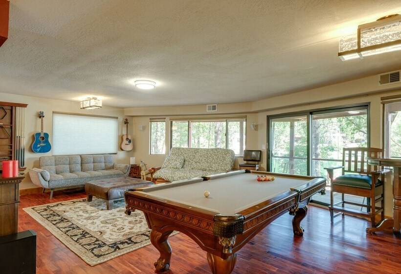 Lake House W/ Pvt. Dock, 30 Mins To Yosemite!