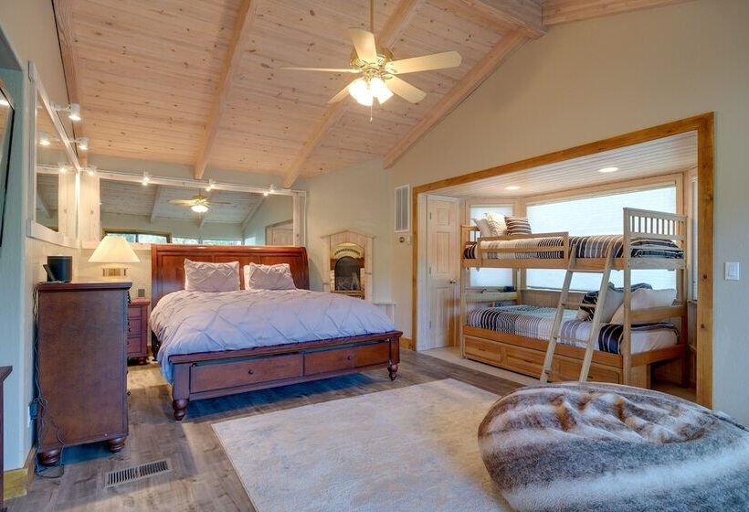 Lake House W/ Pvt. Dock, 30 Mins To Yosemite!