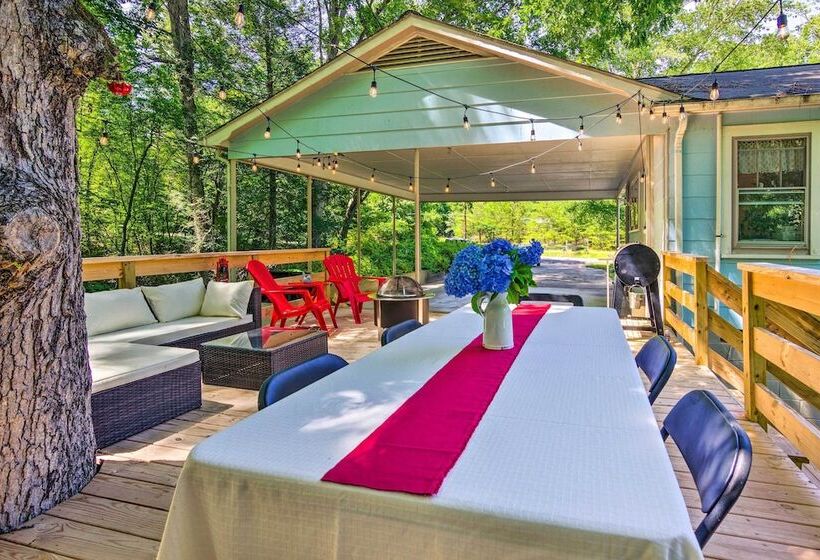 9 Mi To Lake Lure: Cottage W/ Deck & Fire Pits!